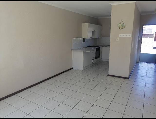 1 bed property to rent in BASSONIA